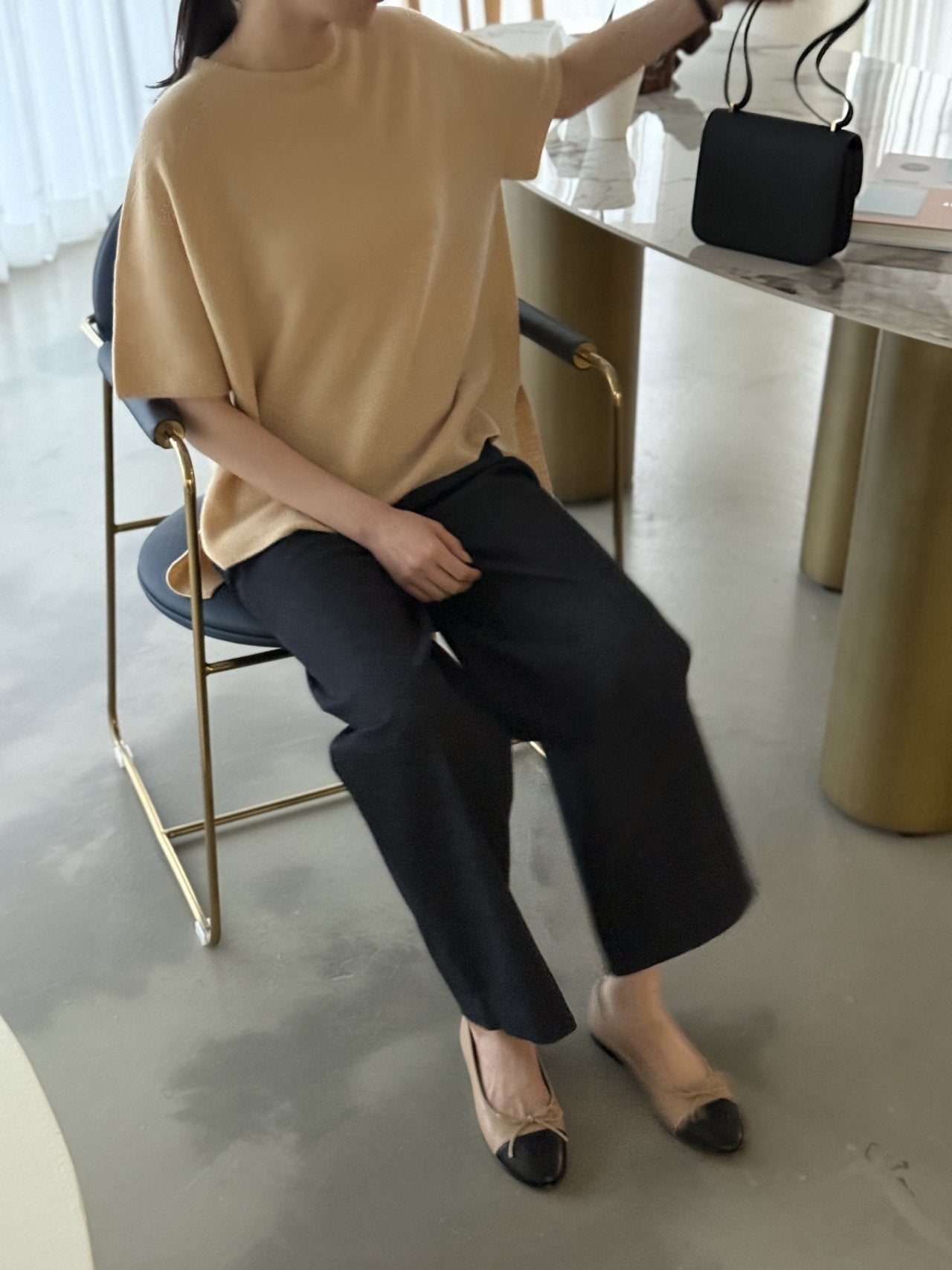 Signature Seamless Loose-Fit Knit