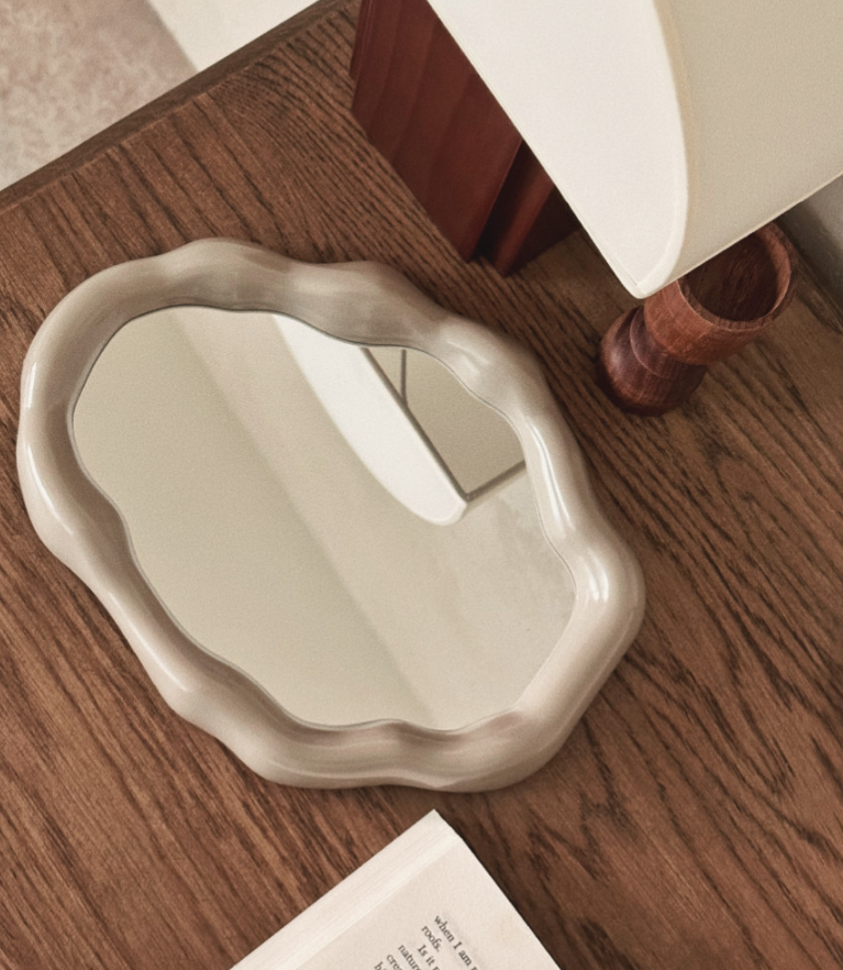 [Made in Korea] Asymmetrical Art Mirror