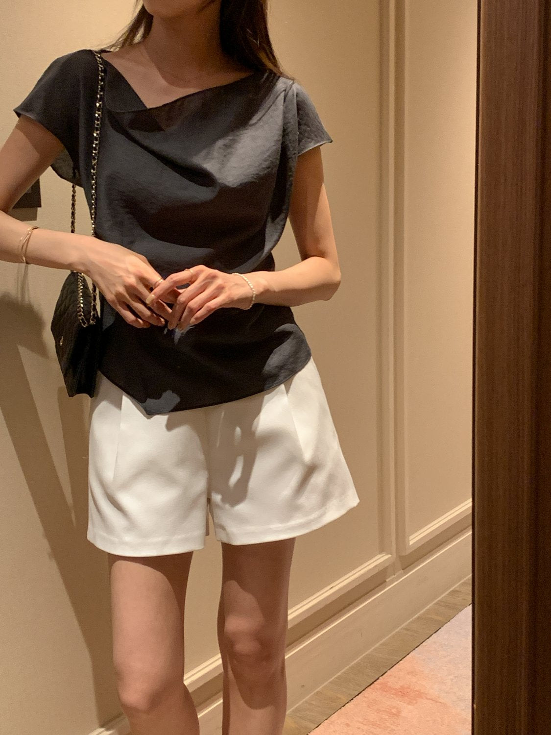Drape Slim Blouse