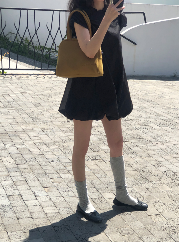 A Subtly Shimmering Balloon Silhouette Dress