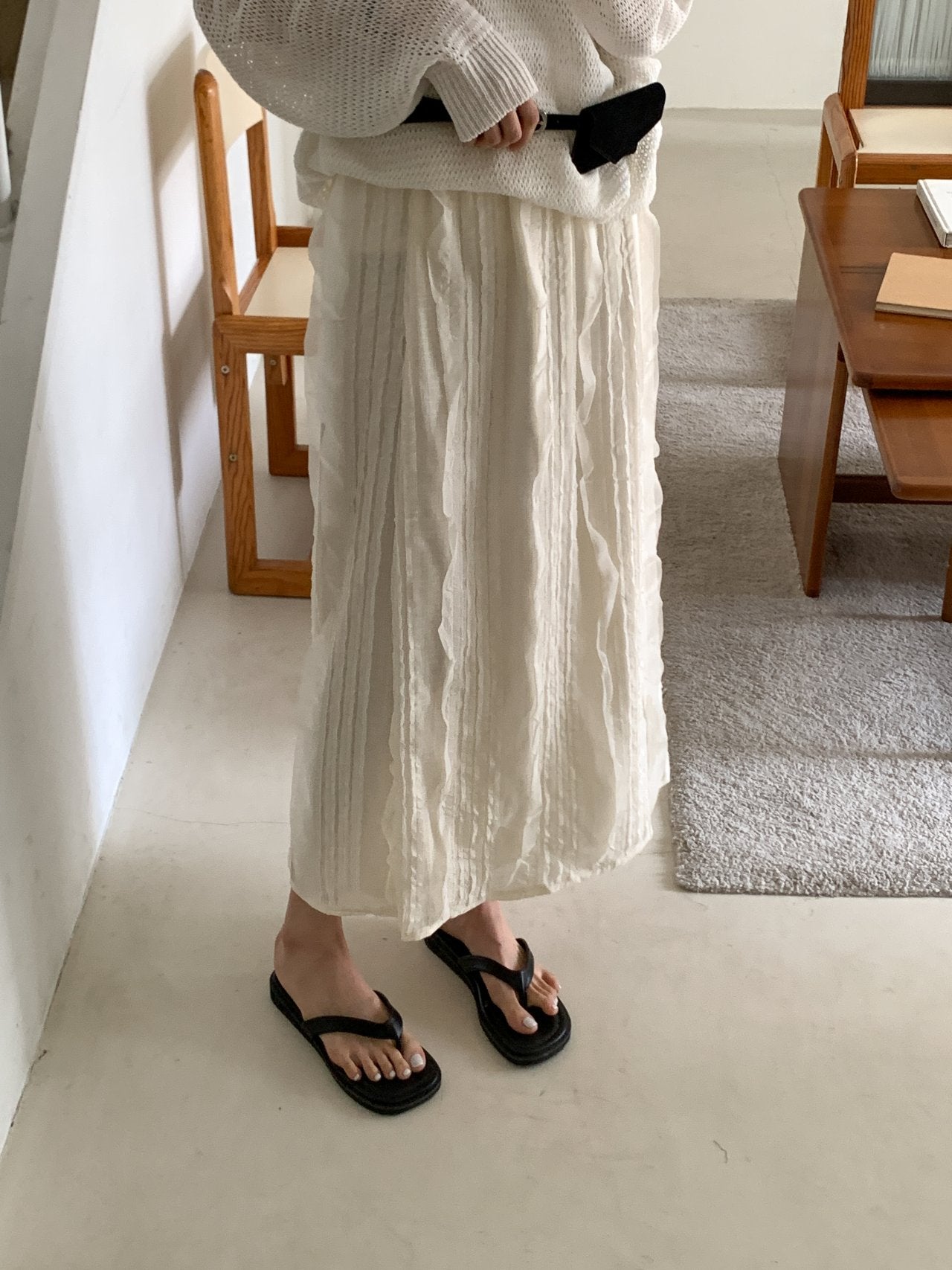 Ruffle Pintuck Long Skirt