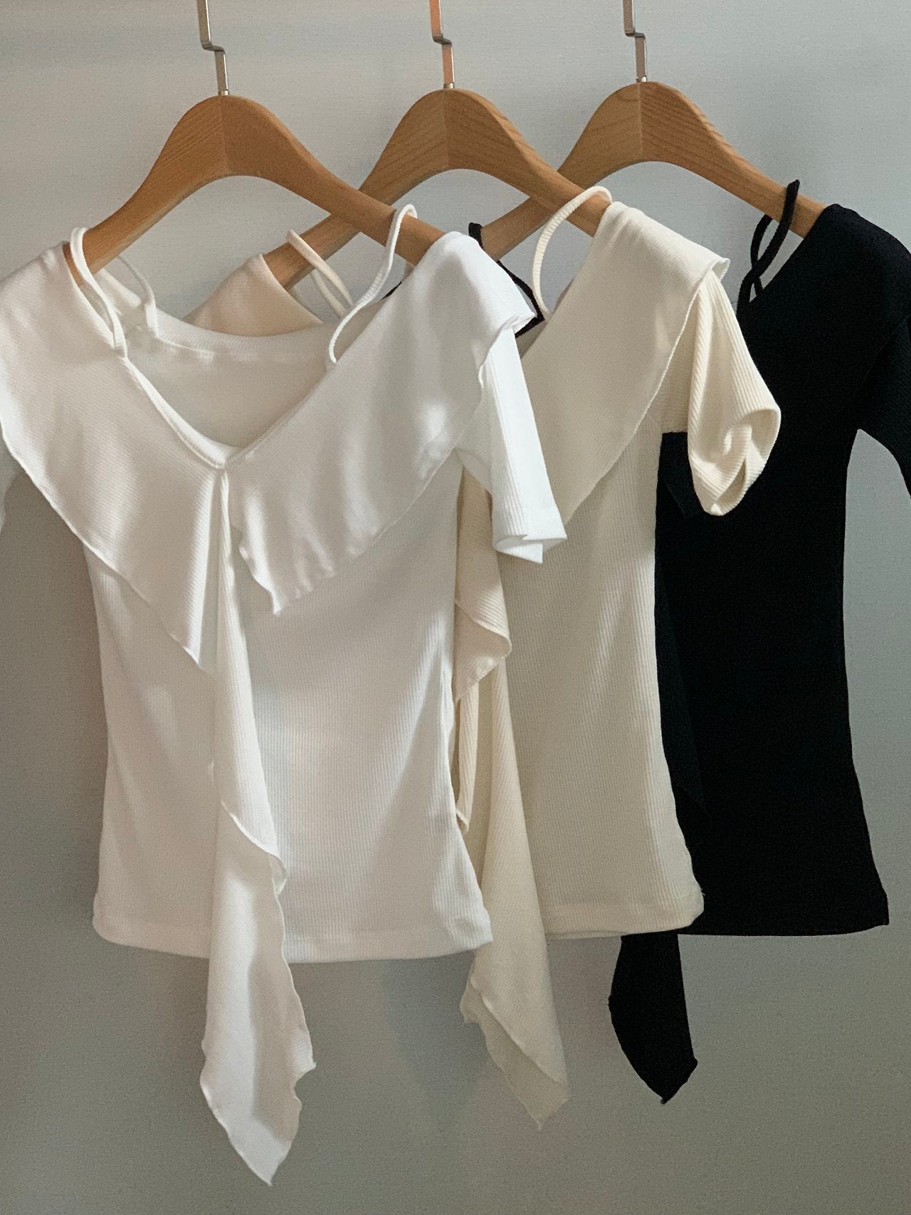 Frill Off the Shoulder Ribbed Tee