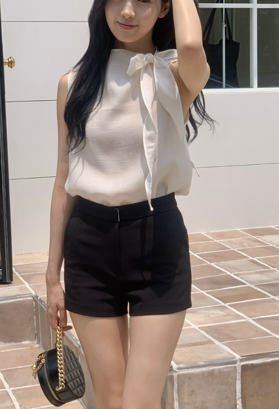 Tie Neck Sleeveless Blouse – Soft Feminine Silhouette