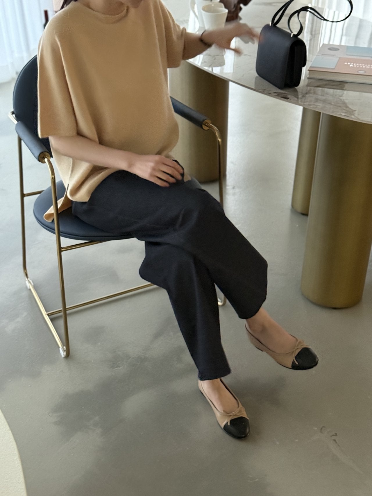 Signature Seamless Loose-Fit Knit