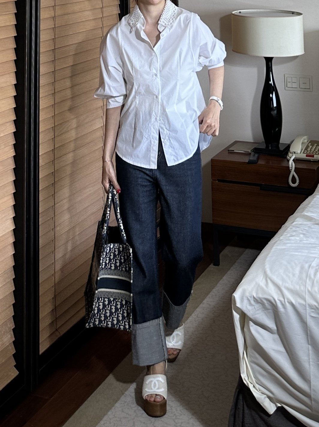 Lace Collar Volume Puff Shirt