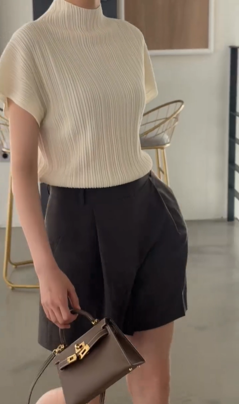 Linos WholeGarment Mock Neck Pleated Top