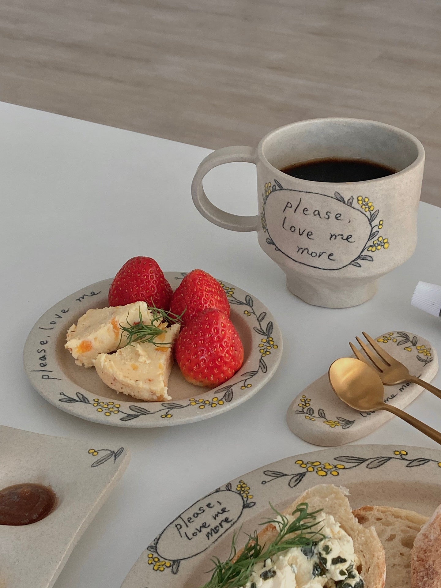 [Handmade Korean Ceramics] Love Me More Coffee Cup