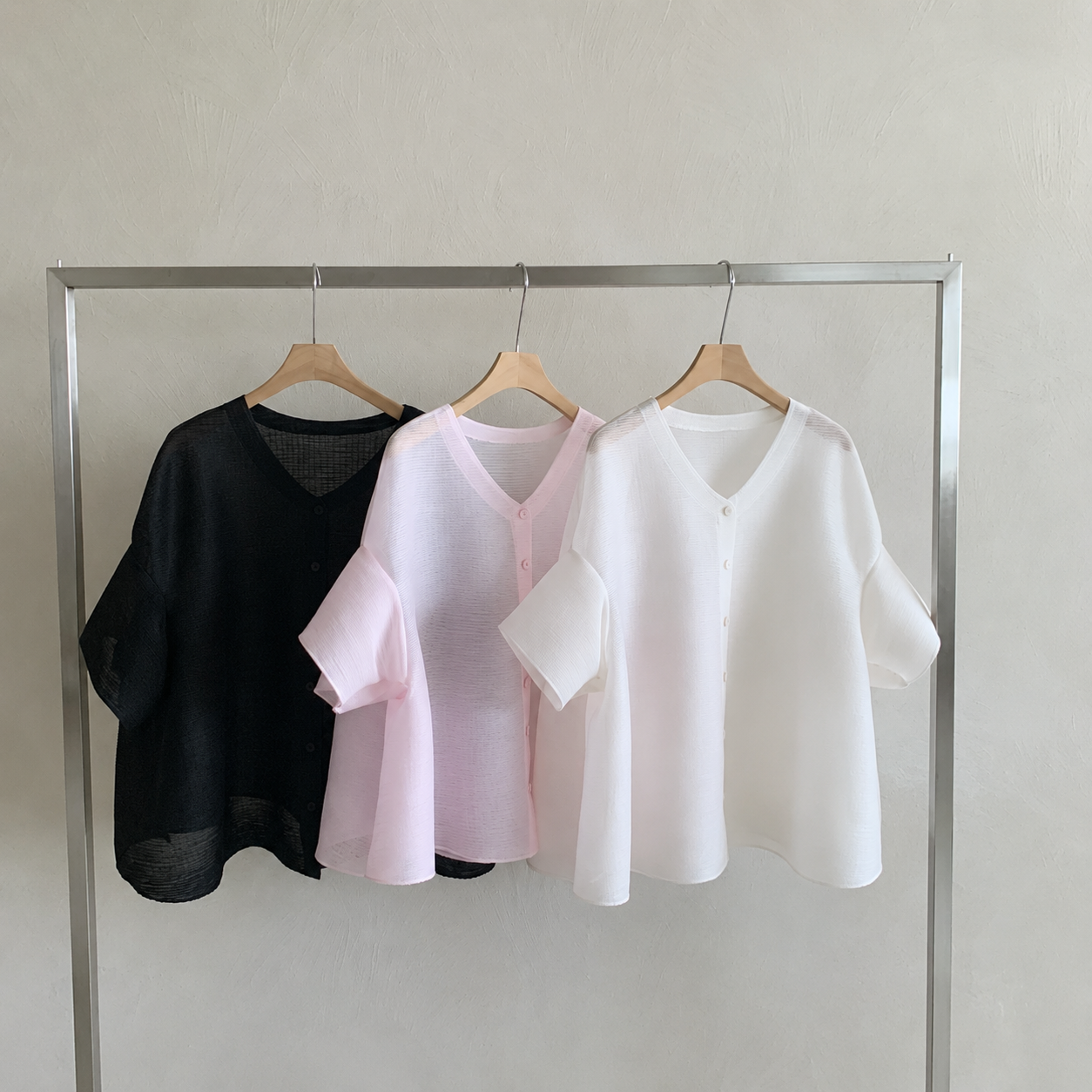 Air-Hole Flare Cardigan