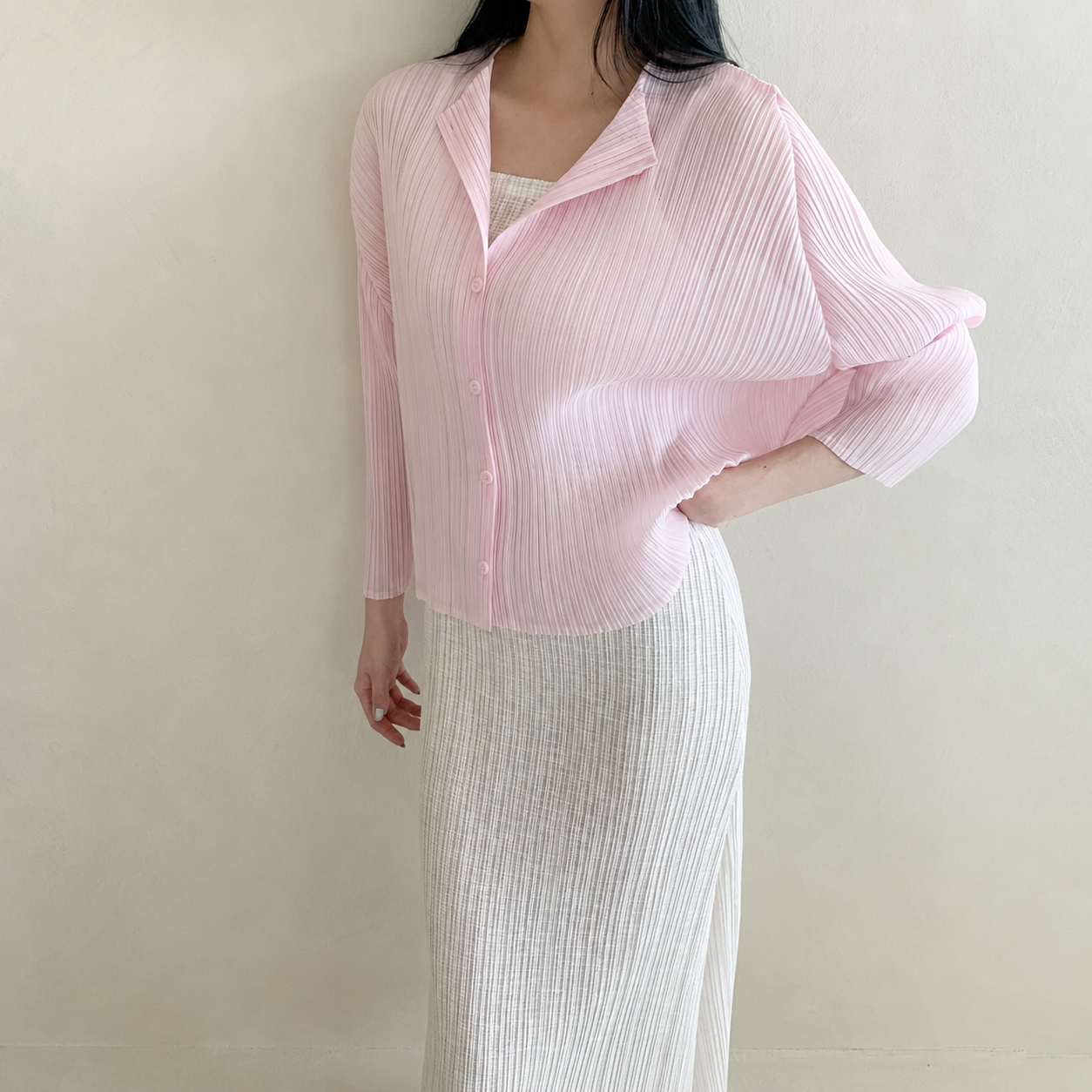Air-Hole Dolman Pleated Cardigan