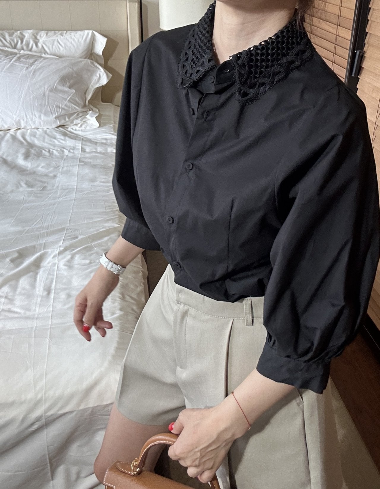 Lace Collar Volume Puff Shirt