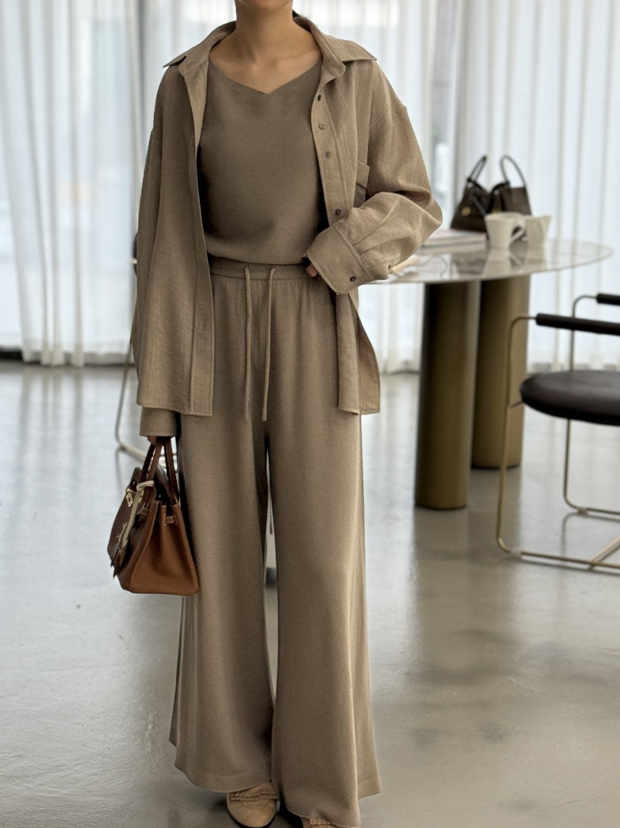 Wool-Tencel Crinkle Belted Overfit Shirt - Mocha Mousse