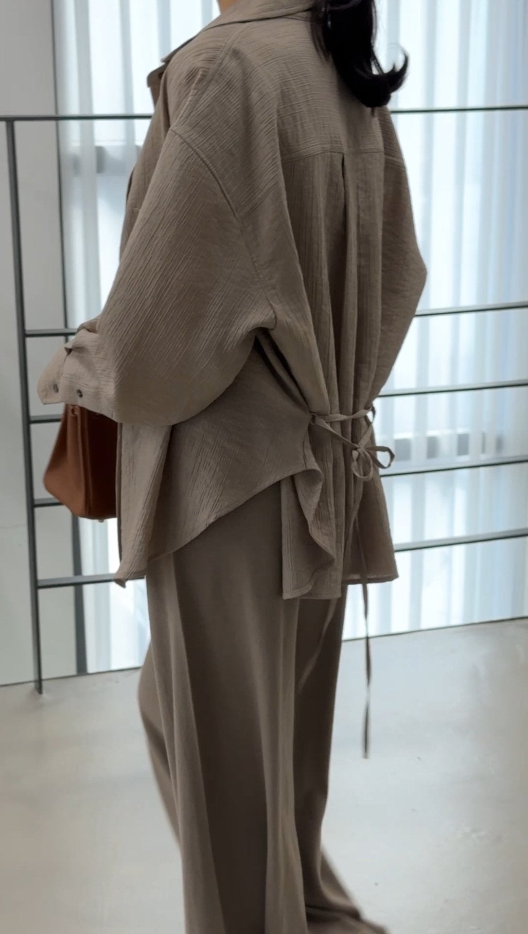 Wool-Tencel Crinkle Belted Overfit Shirt - Mocha Mousse