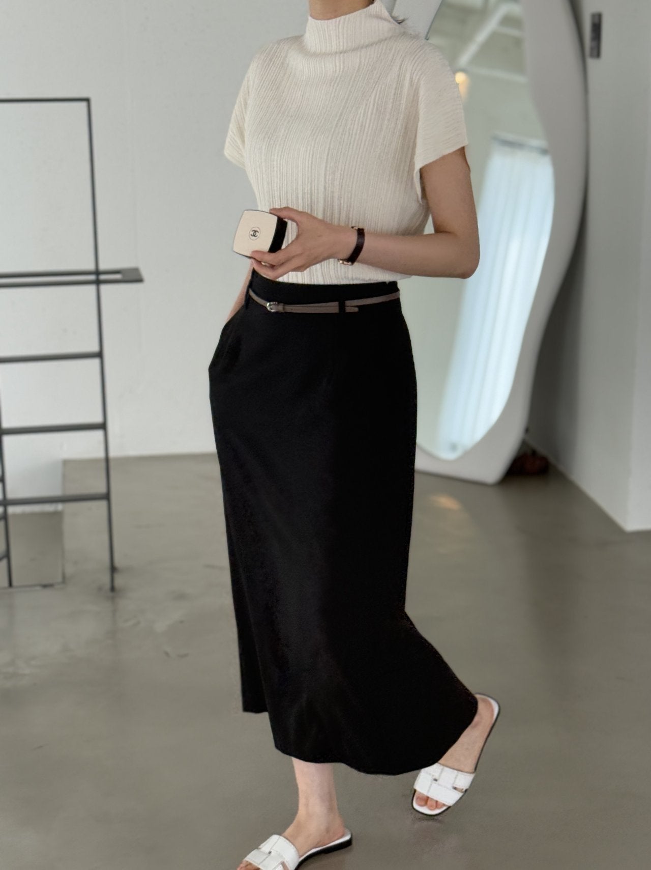 Lino Pleated Seamless Knit (Mock-neck) - Cream Ivory