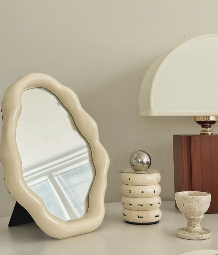 [Made in Korea] Asymmetrical Art Mirror