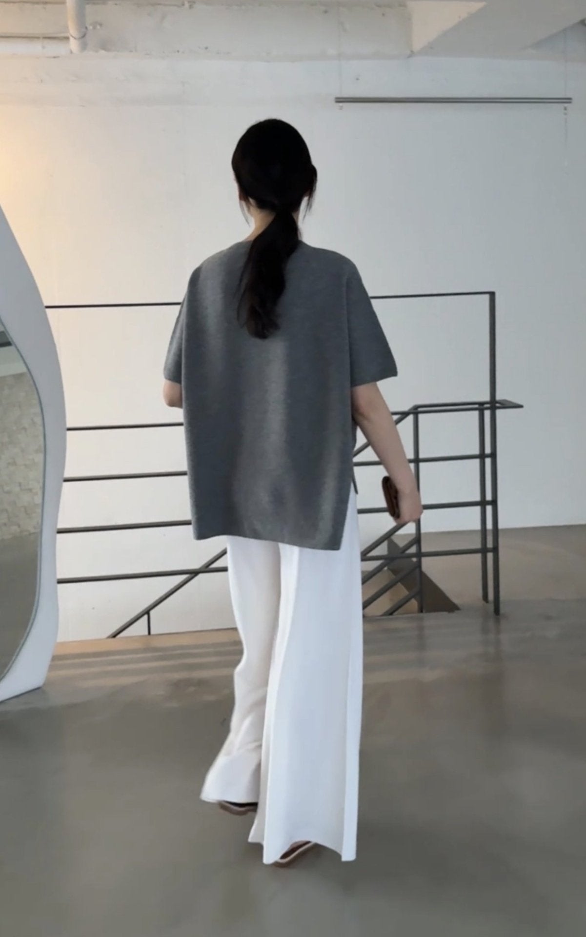 Signature Seamless Loose-Fit Knit