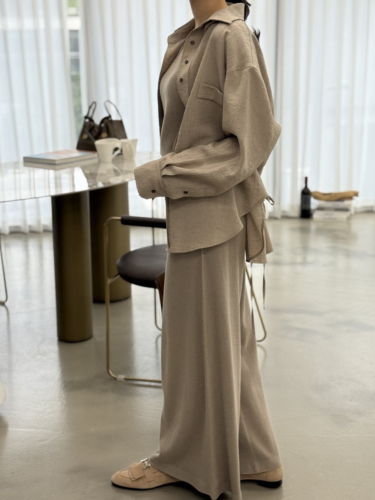 Wool-Tencel Crinkle Belted Overfit Shirt - Mocha Mousse