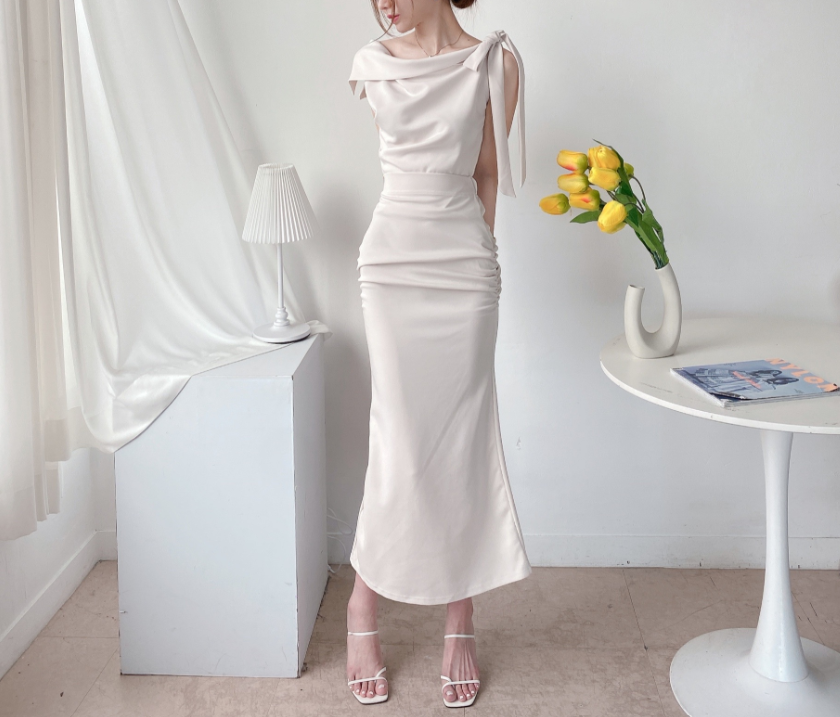 Scarf Asymmetric Sleeveless Blouse