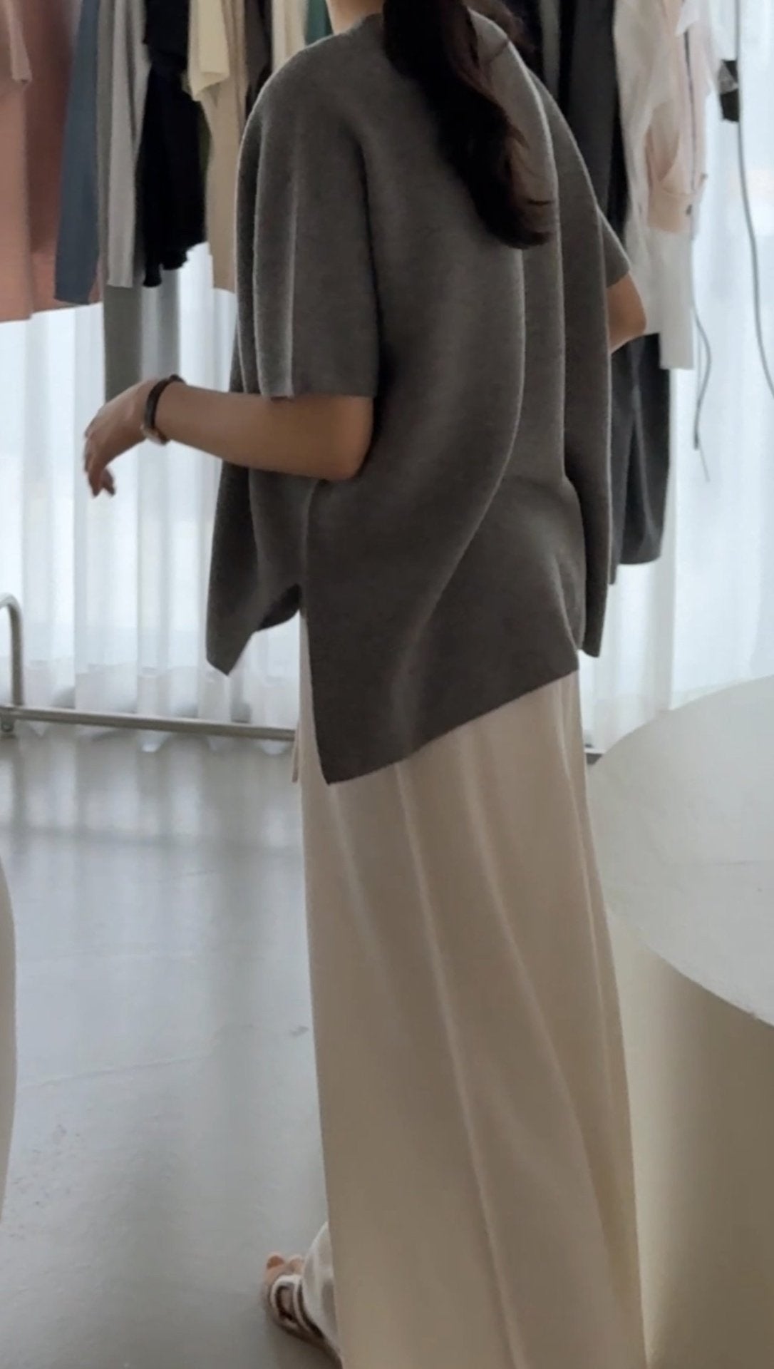 Signature Seamless Loose-Fit Knit