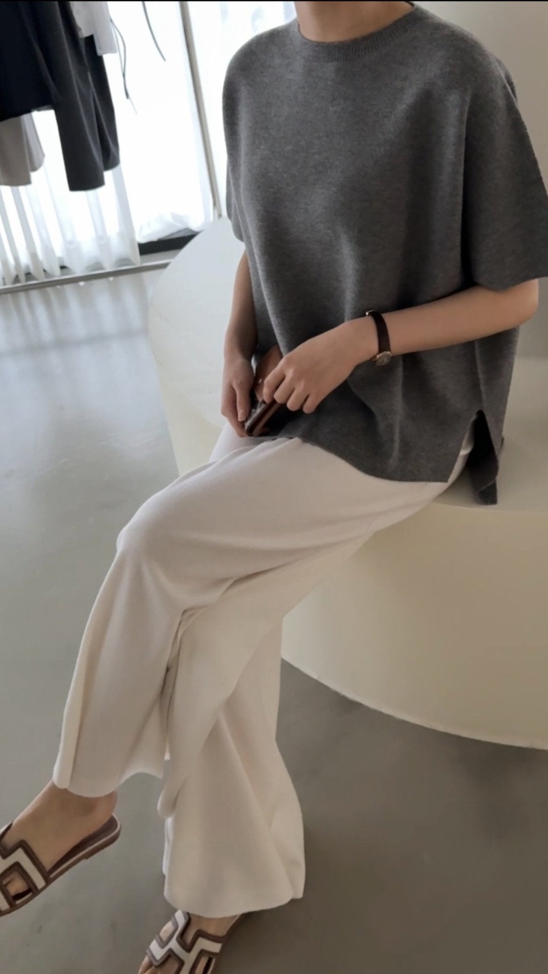 Signature Seamless Loose-Fit Knit