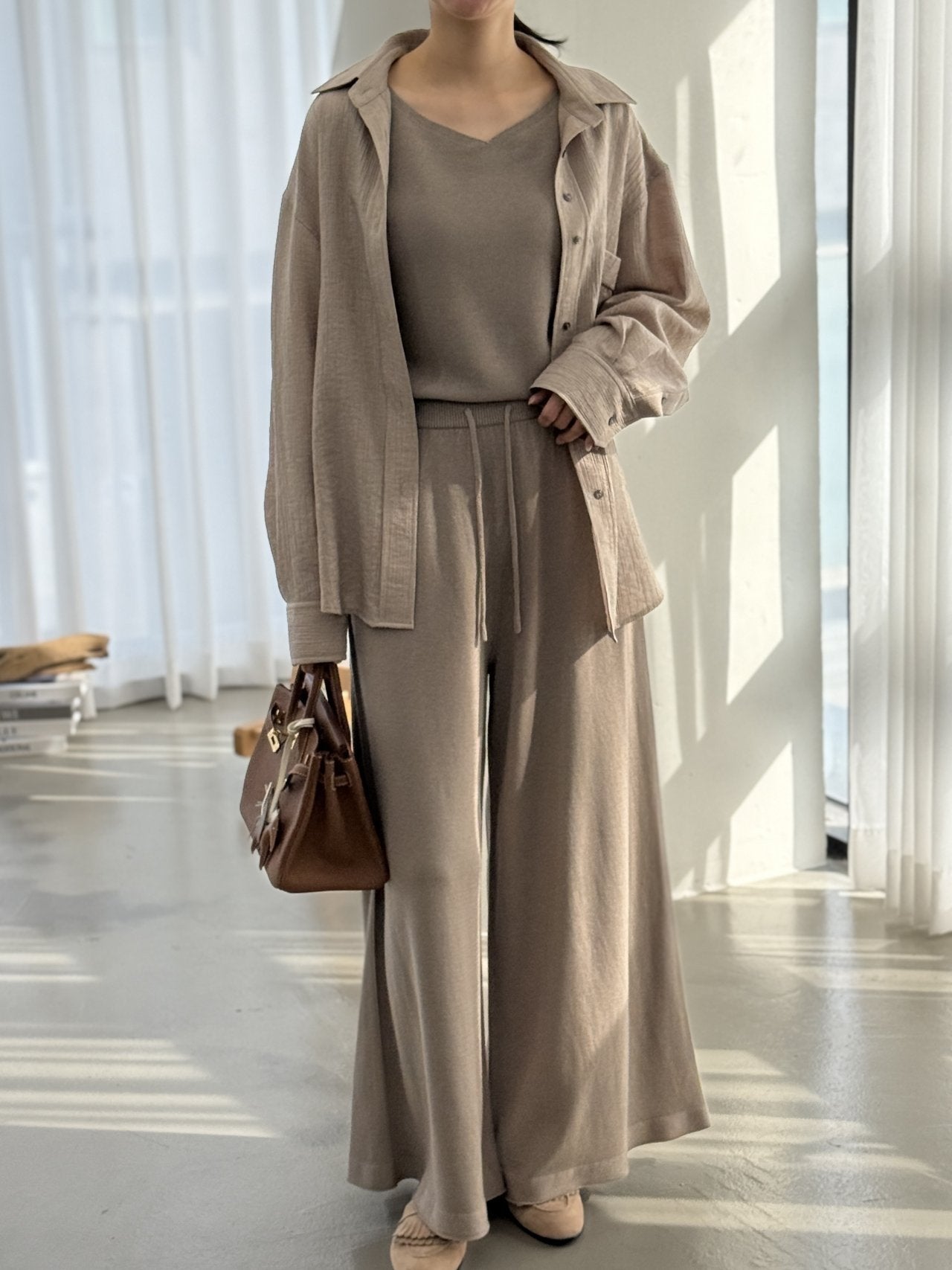 Wool-Tencel Crinkle Belted Overfit Shirt - Mocha Mousse