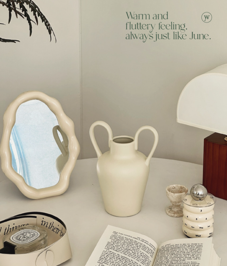 [Made in Korea] Asymmetrical Art Mirror