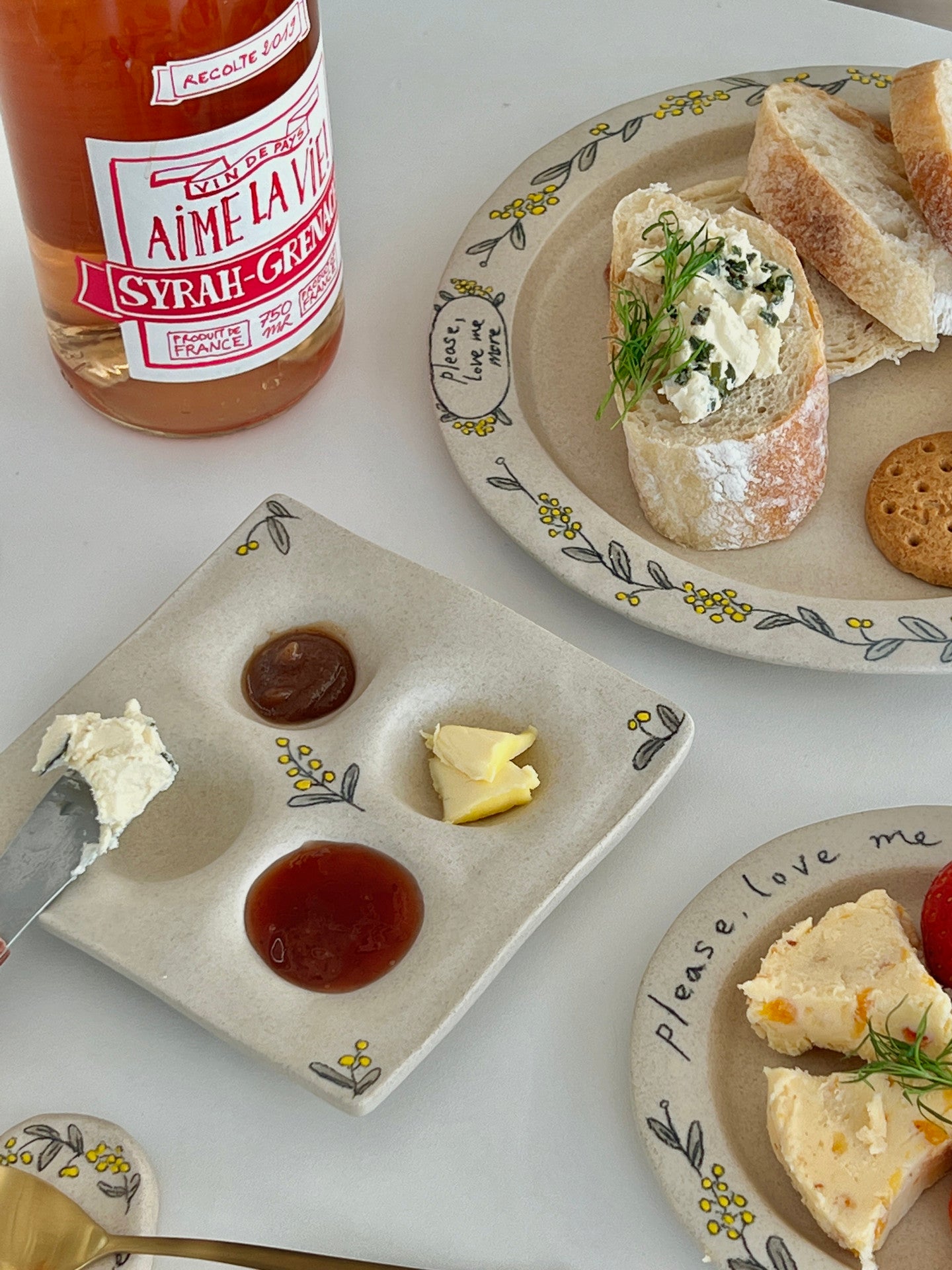 [Handmade Korean Ceramics] Love Me More Egg Tray