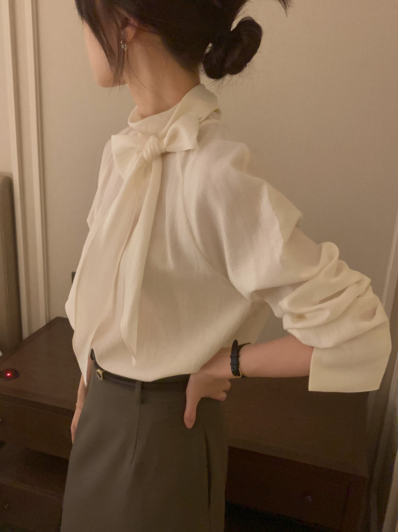 [Best Seller] Premium Raglan Tie Blouse