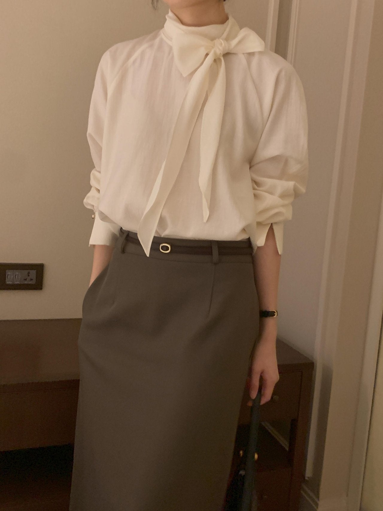 [Best Seller] Premium Raglan Tie Blouse