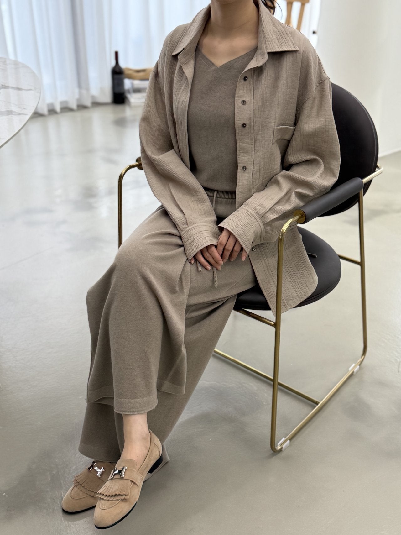 Wool-Tencel Crinkle Belted Overfit Shirt - Mocha Mousse