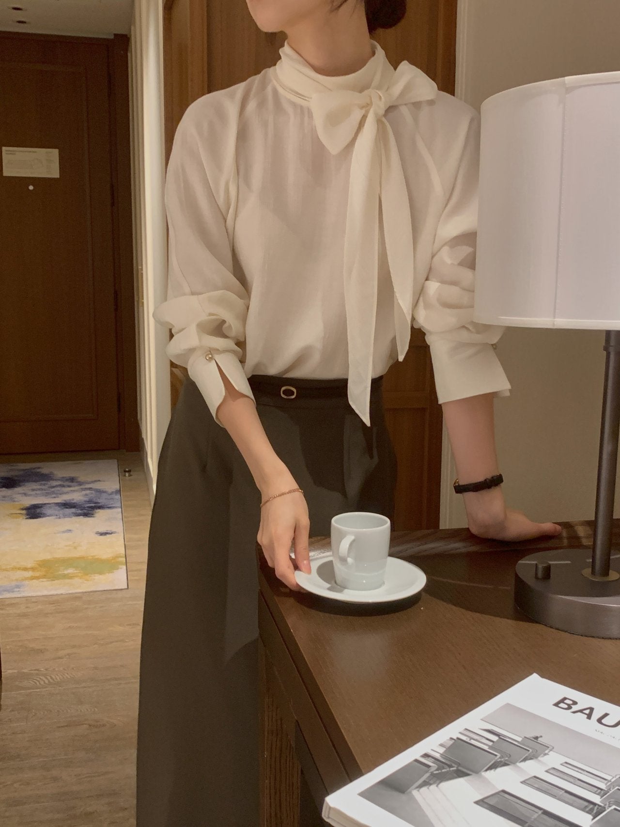 [Best Seller] Premium Raglan Tie Blouse