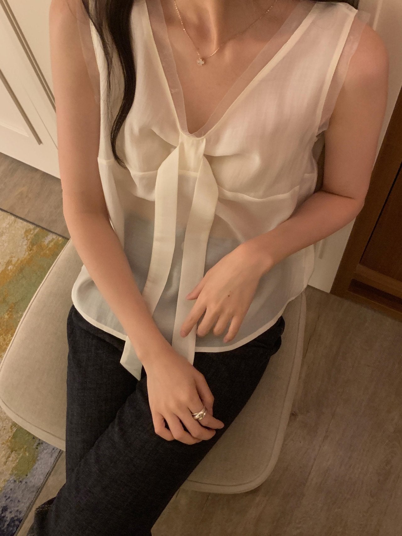 Pure Mood See-through V-Blouse