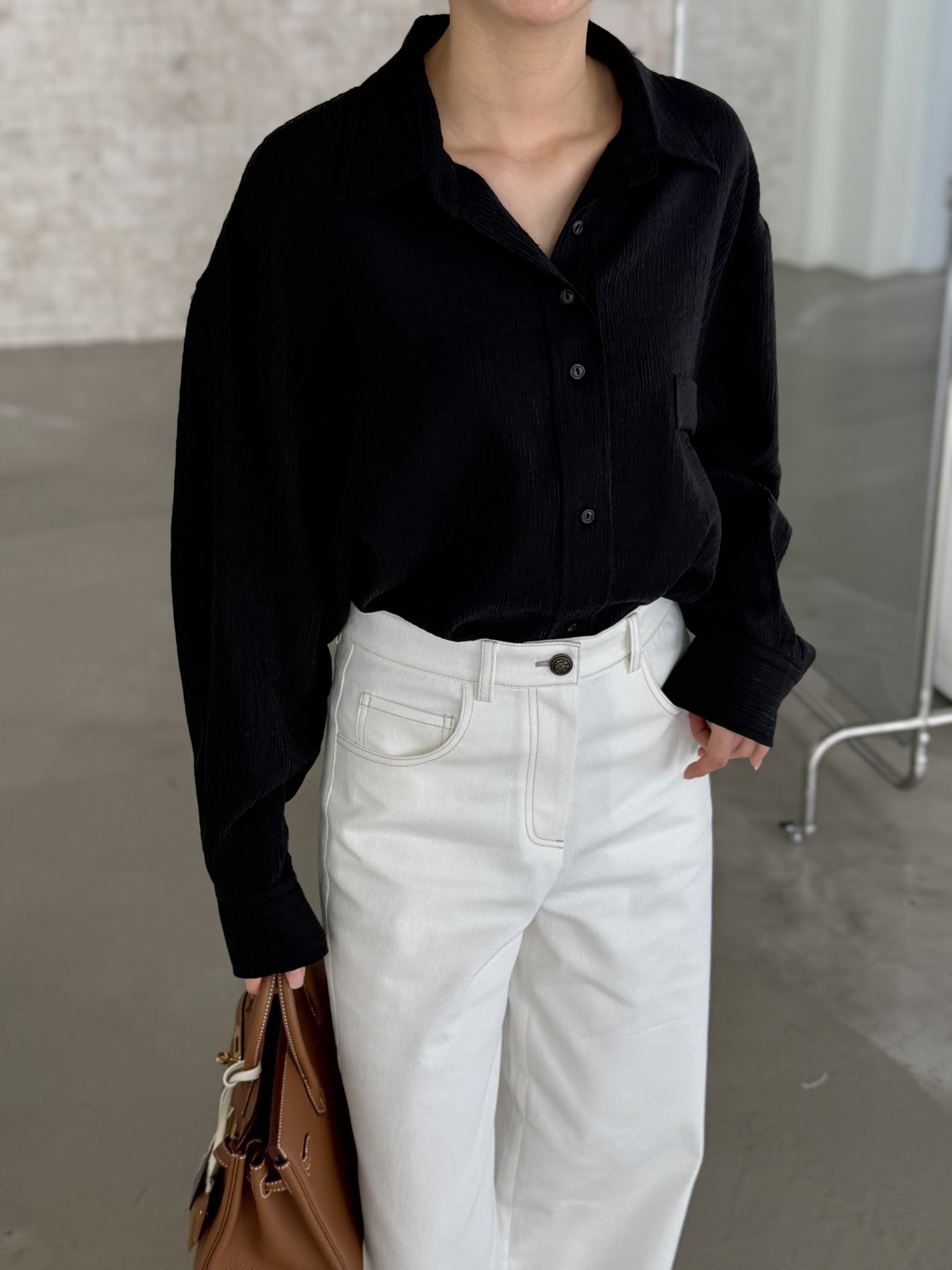 Wool-Tencel Crinkle Belted Overfit Shirt - Black