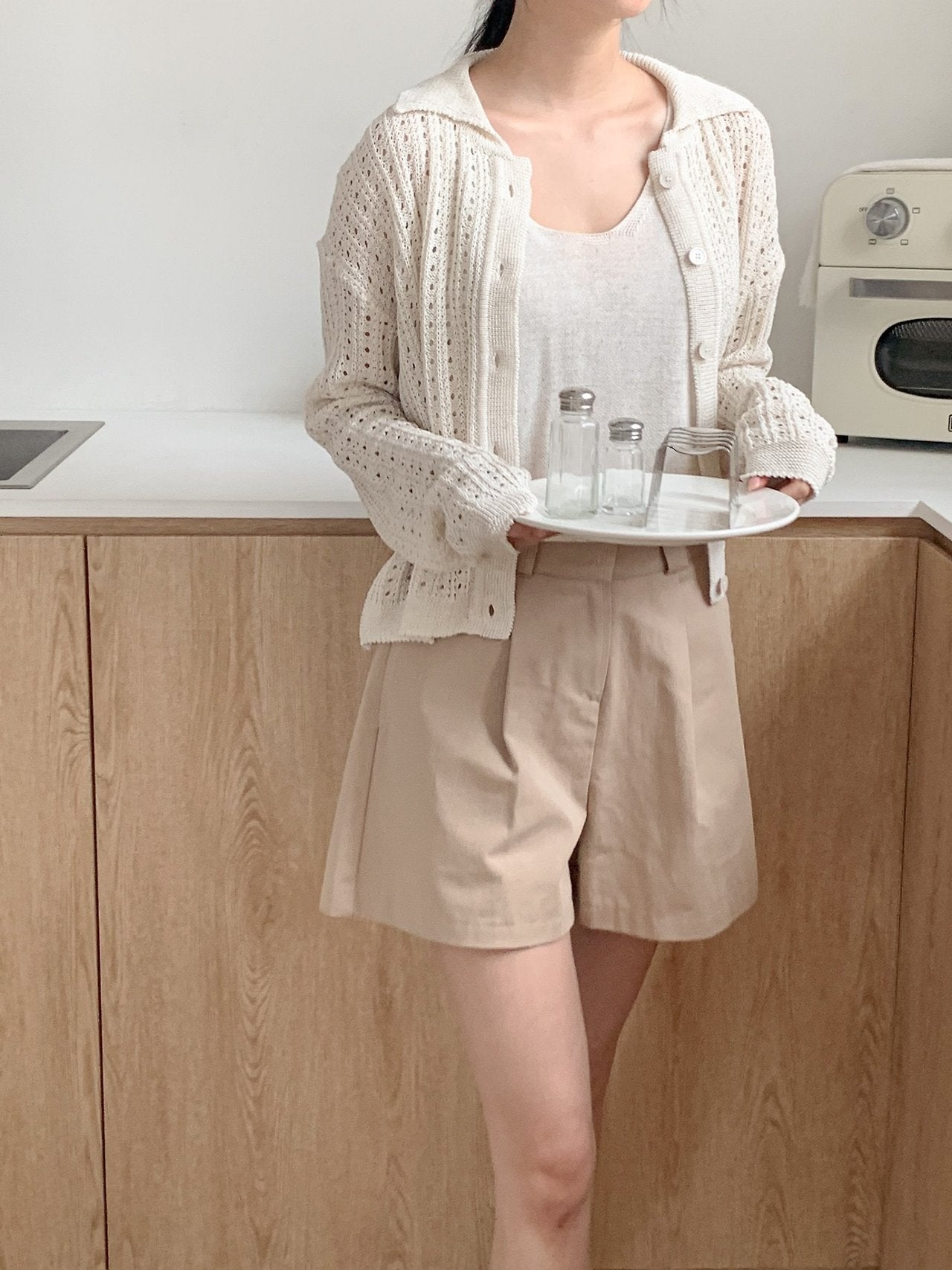 Linen-Cotton Perforated Collar Cardigan