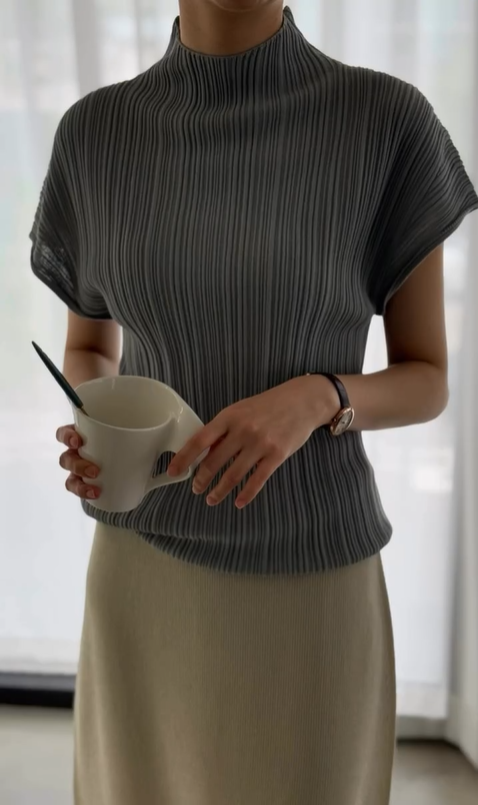 Linos WholeGarment Mock Neck Pleated Top