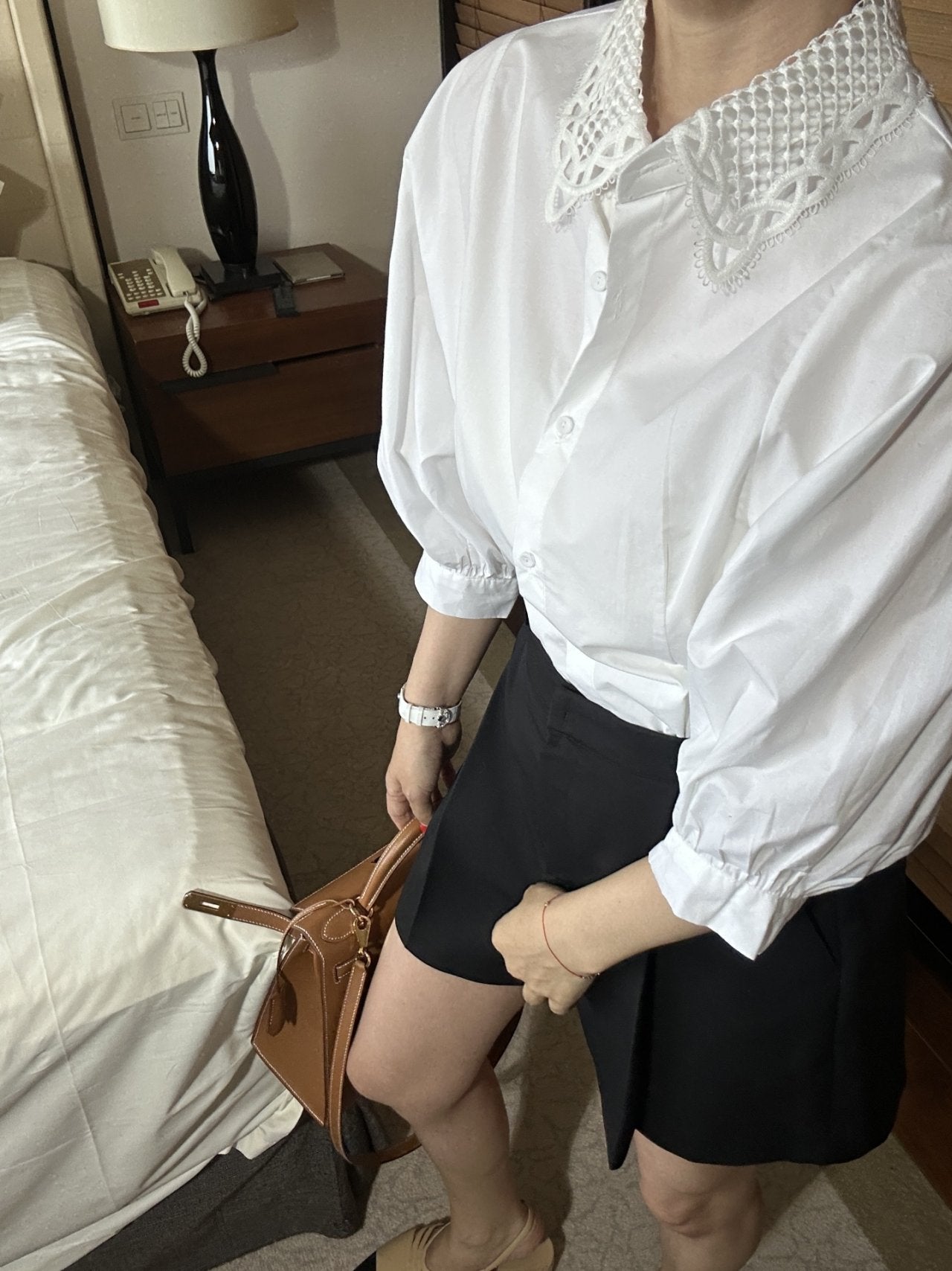 Lace Collar Volume Puff Shirt