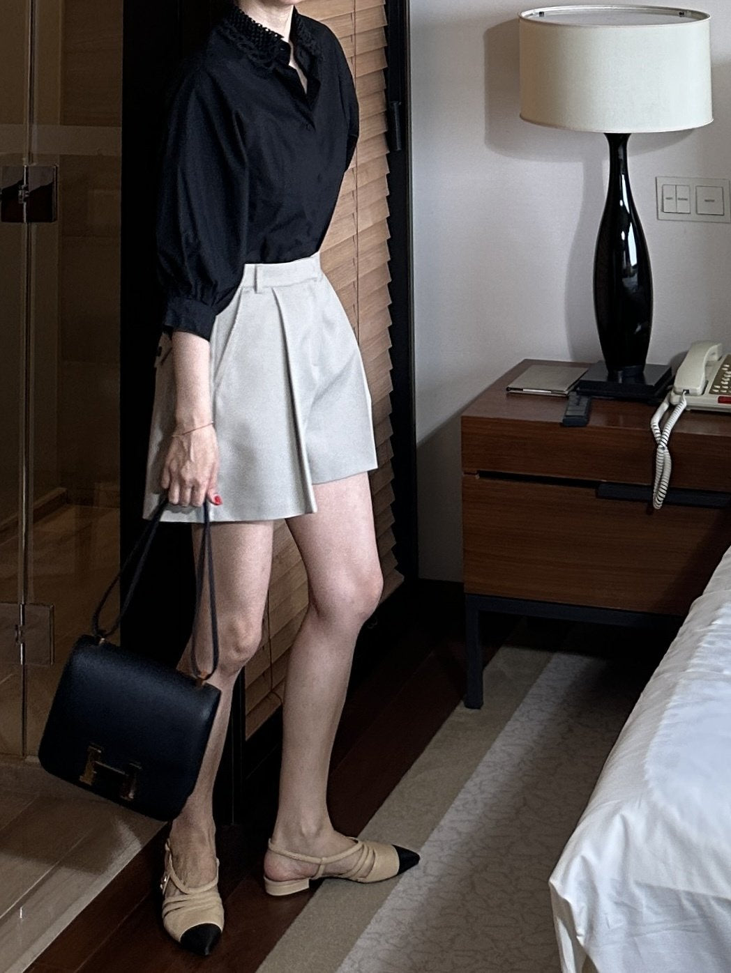 Lace Collar Volume Puff Shirt