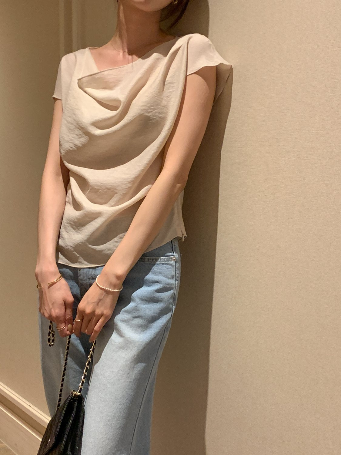 Drape Slim Blouse