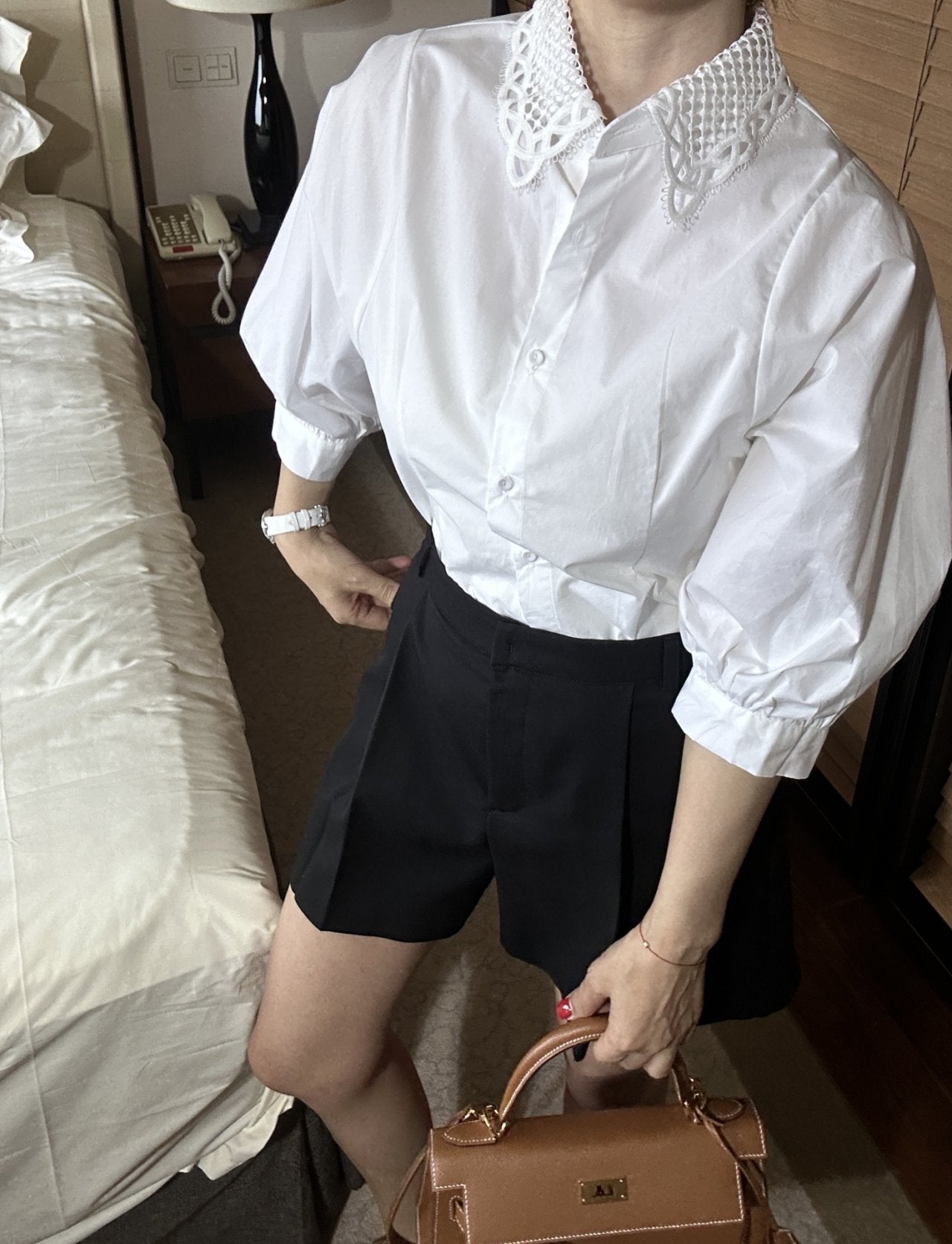 Lace Collar Volume Puff Shirt