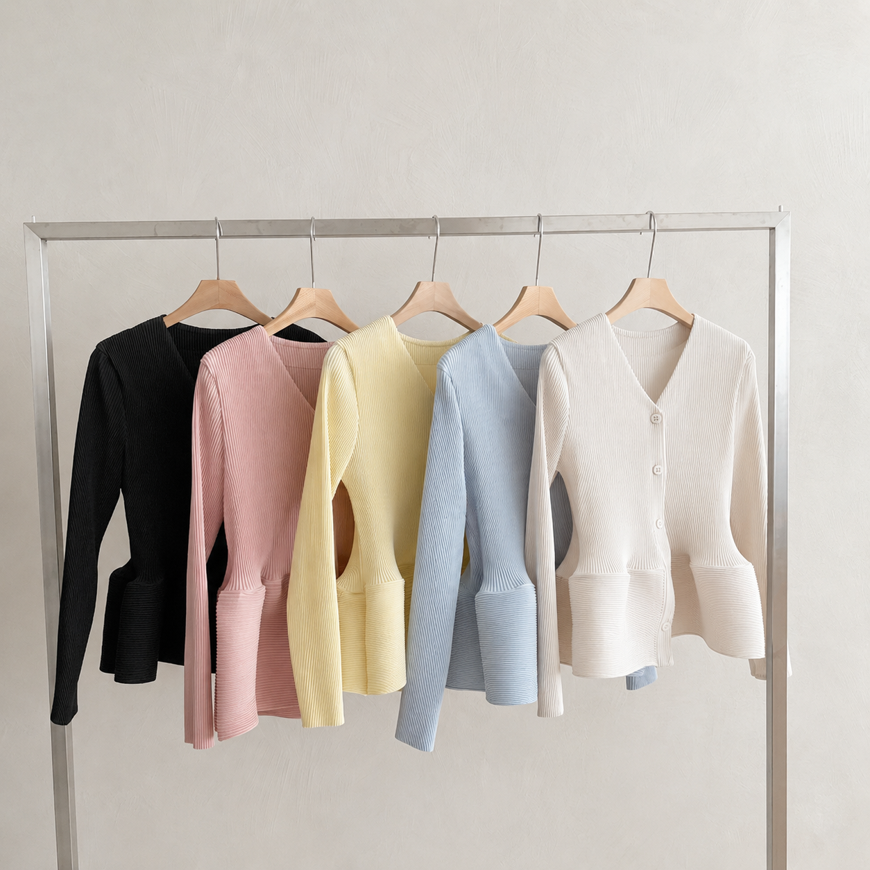 Pleats V-Neck Flare Cardigan
