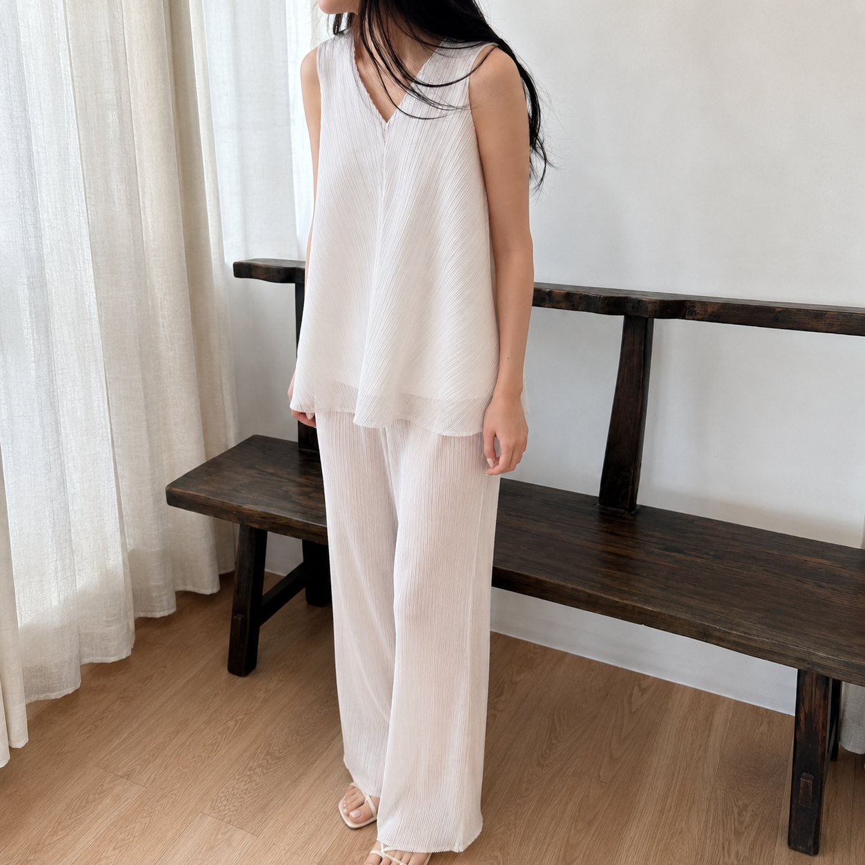 Pleats Flare Slip Top