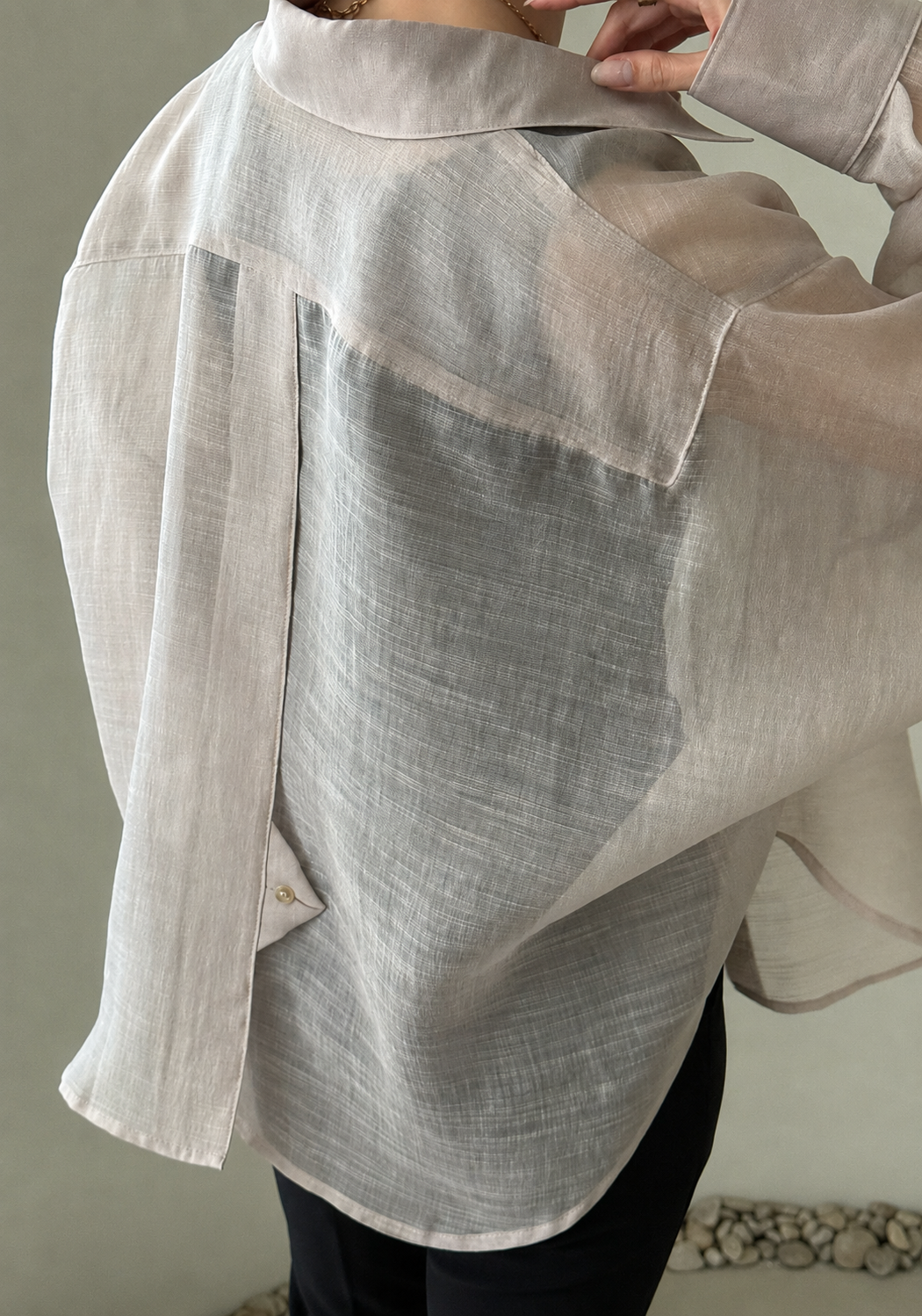 Airy Structure Volume Shirt