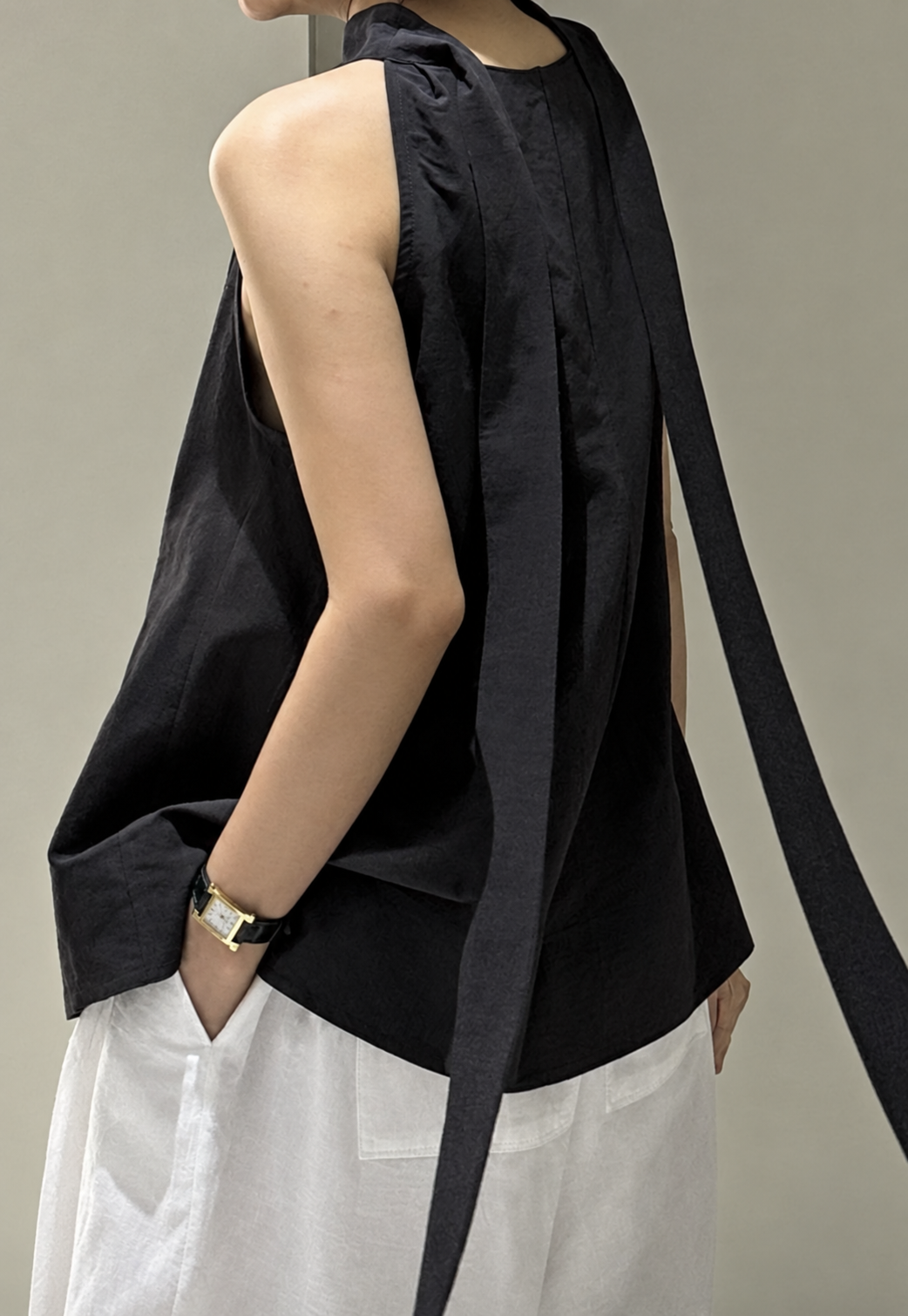 Linen Halter Tie Blouse