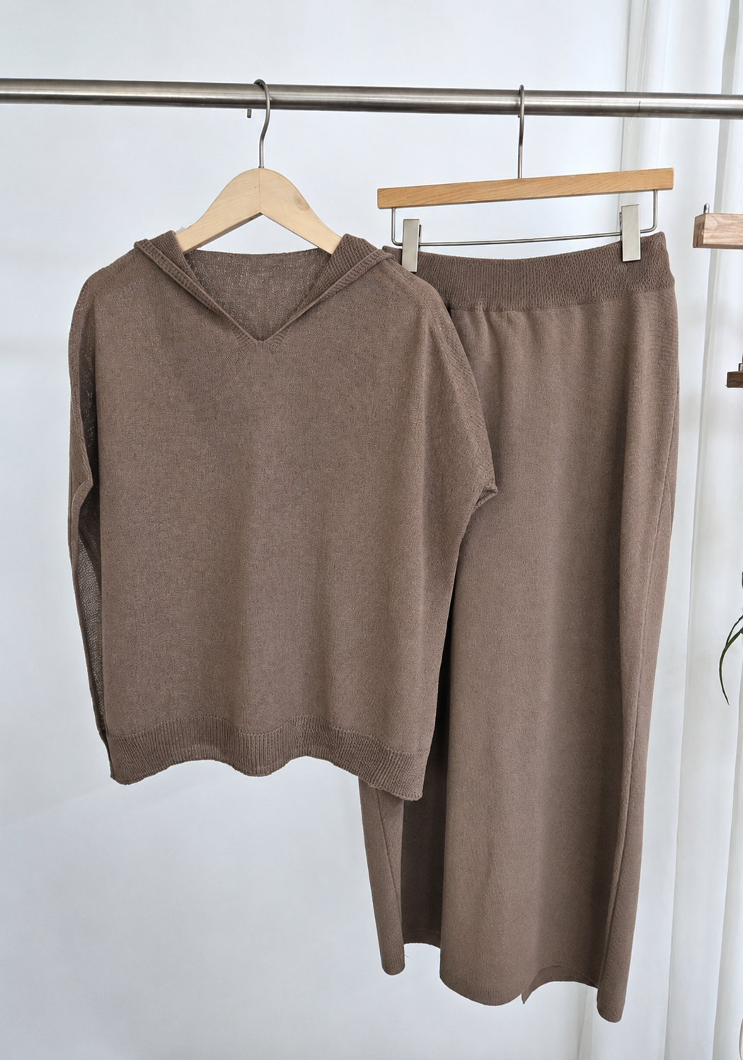Whole garment Butter Hooded Knit Cape Vest