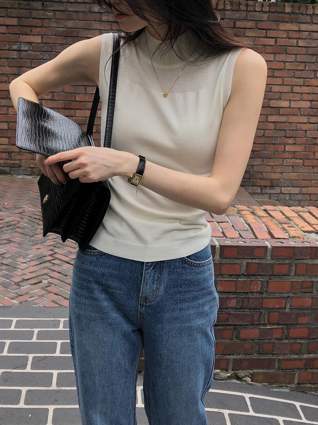 Soft Veil Sleeveless Knit