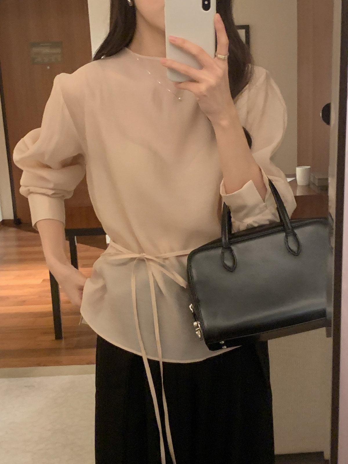 Moment Half Neck Blouse