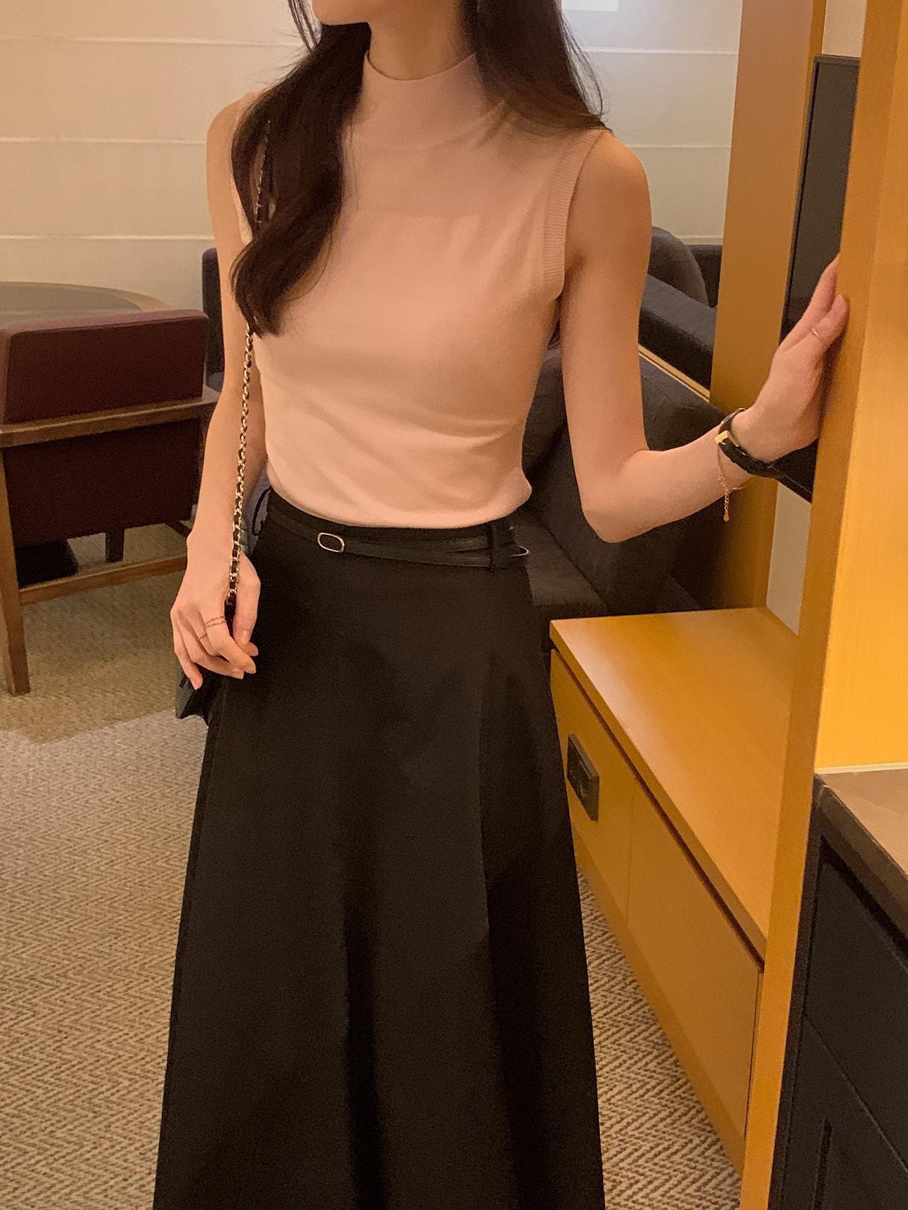 Soft Veil Sleeveless Knit