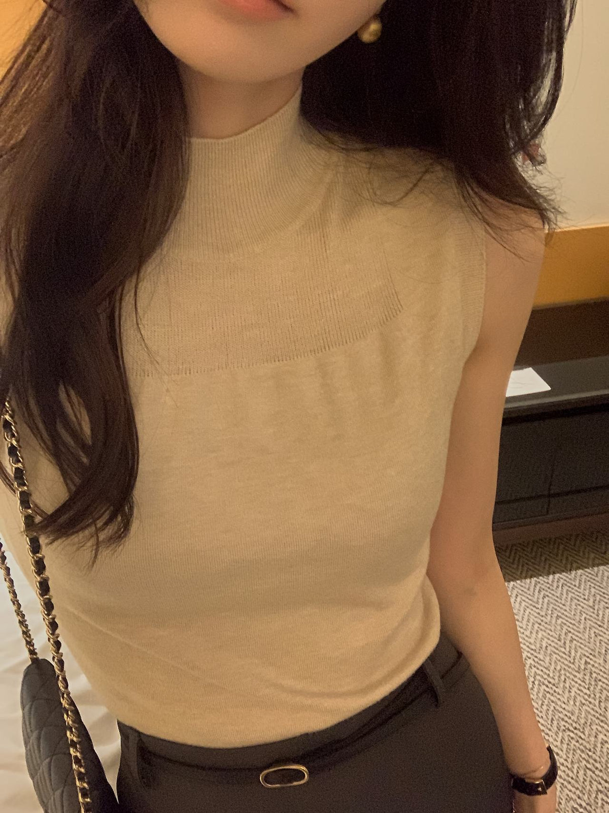 Soft Veil Sleeveless Knit