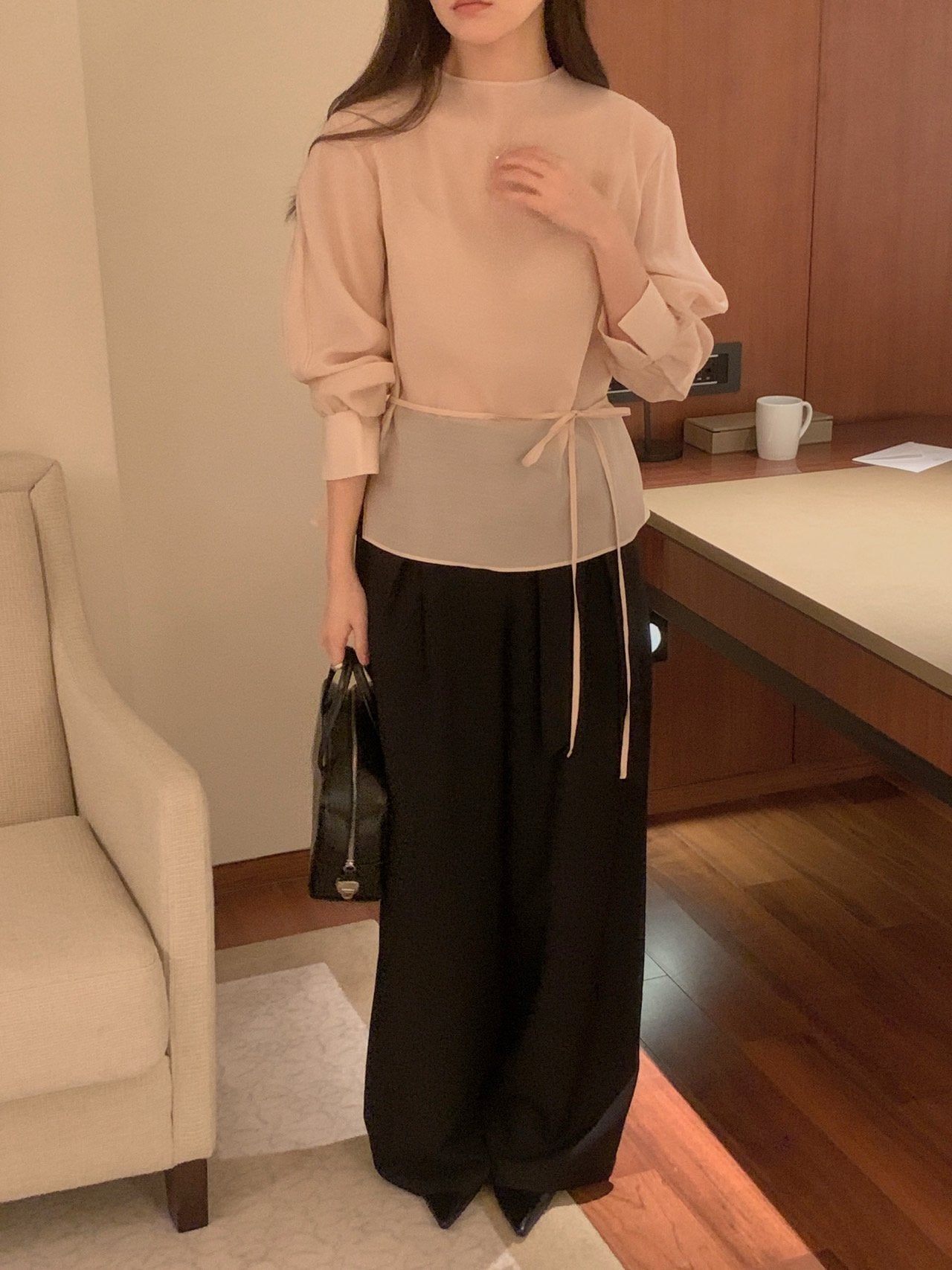 Moment Half Neck Blouse