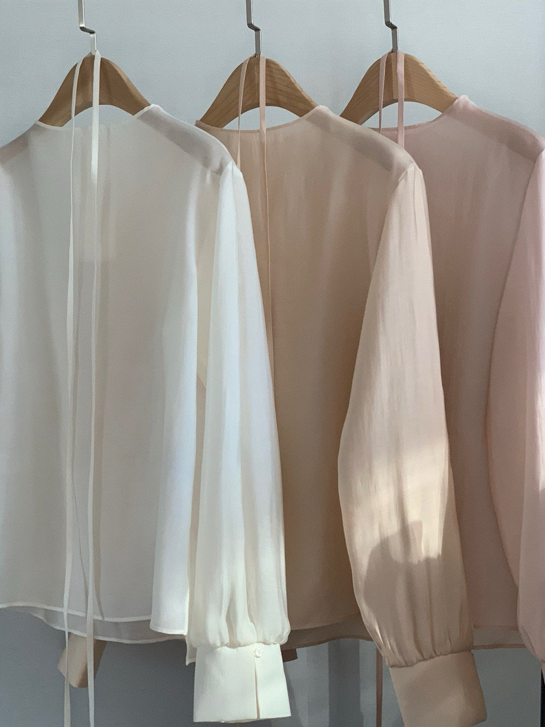 Moment Half Neck Blouse