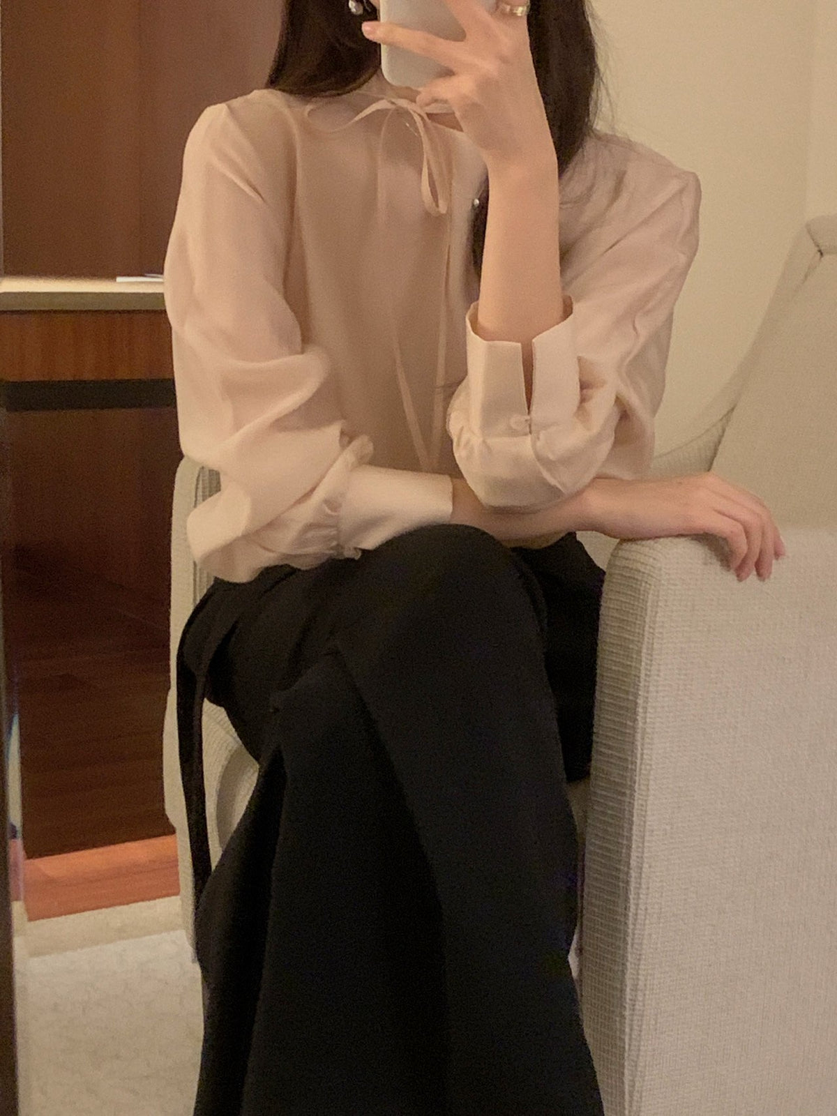 Moment Half Neck Blouse